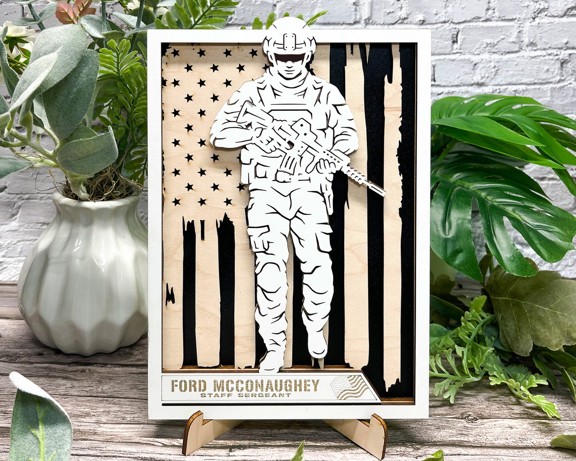 Military Tribute and Honor Plaques