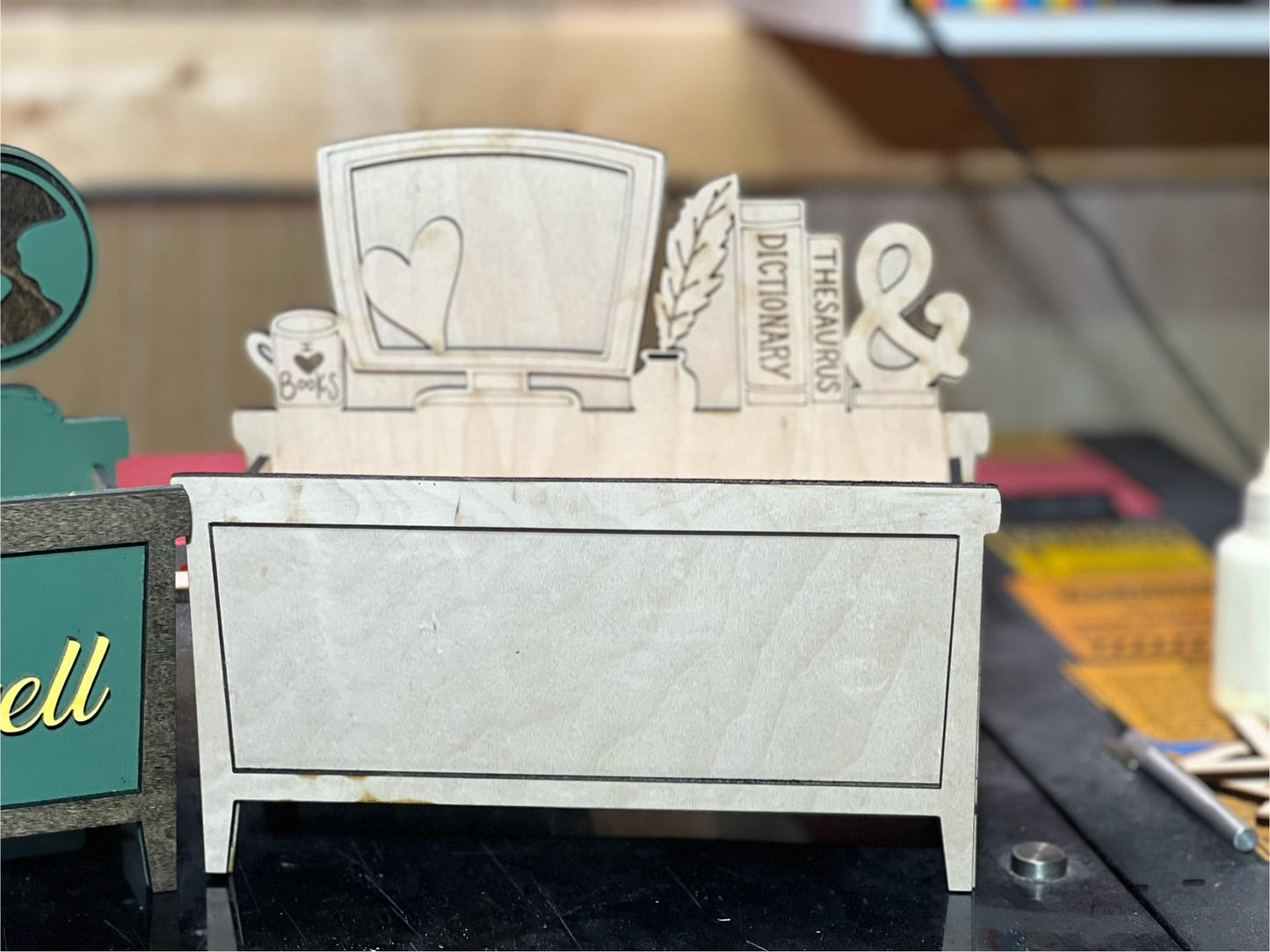 Personalized Teacher Pencil Box – Custom Desk Organizer for Teachers