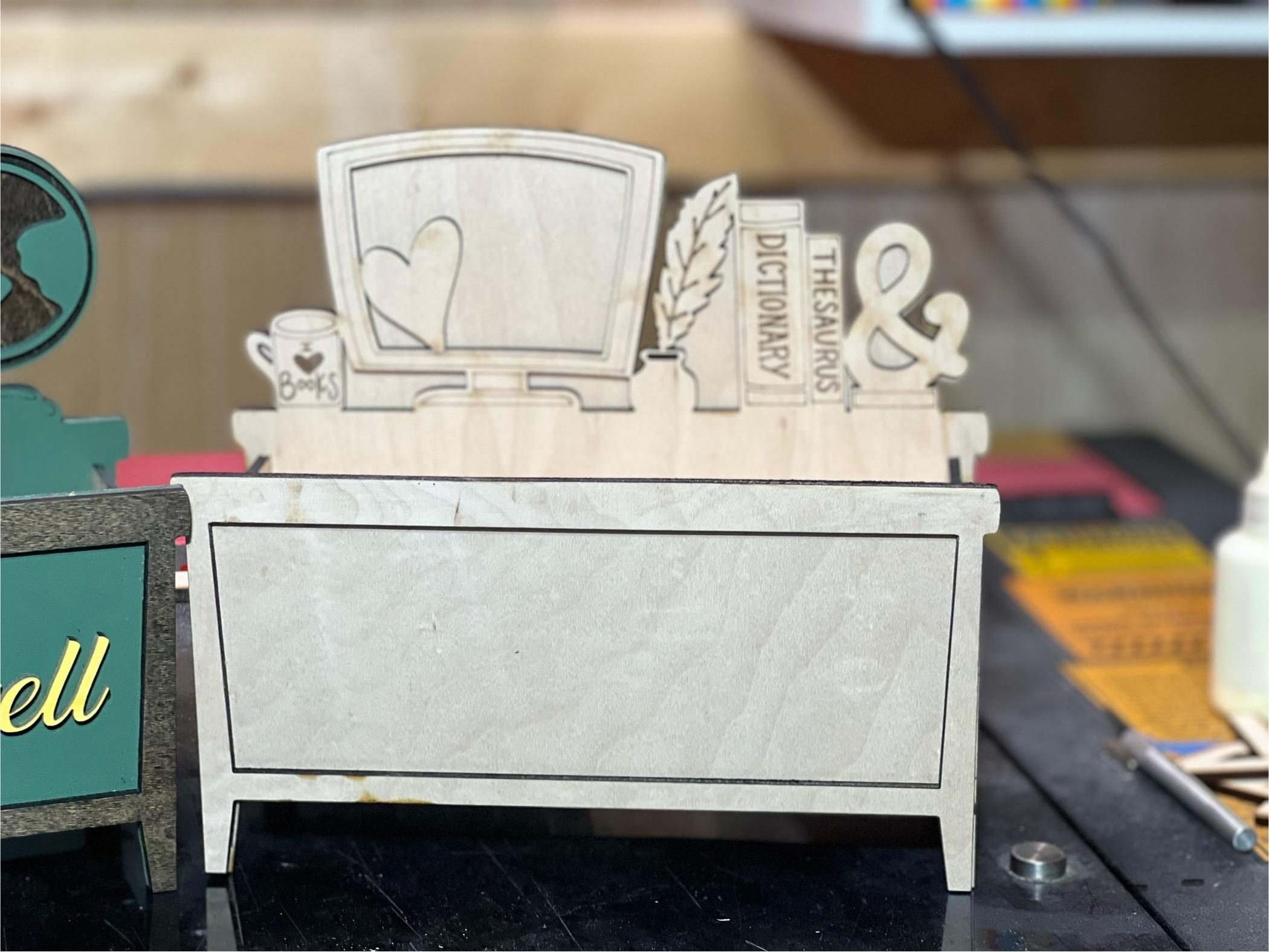 Personalized Teacher Pencil Box – Custom Desk Organizer for Teachers